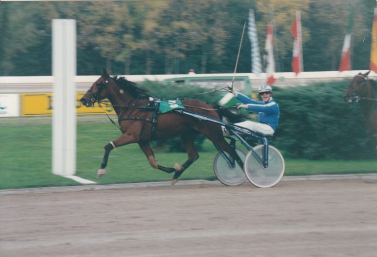 gold-pokal1 (1)